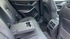 Jaguar F-Pace 2.0 D200 R-Dynamic Black 5dr Auto AWD Diesel Estate